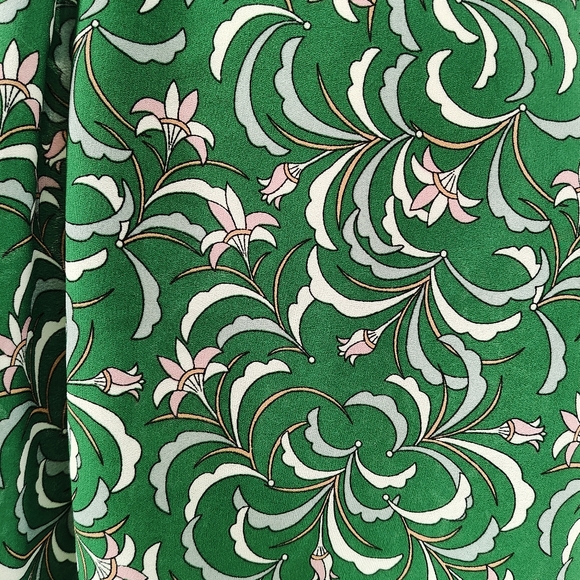 Max Studio Ruffle Sleeve Dress - Picture 4 of 7